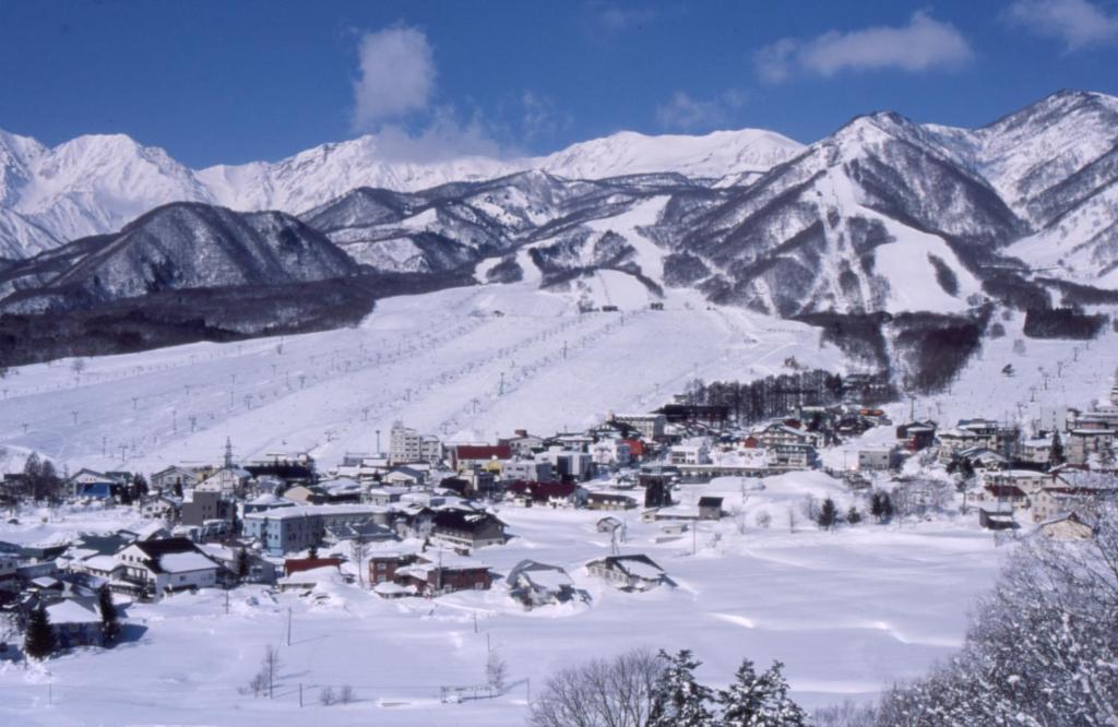 Hotel New Bernina Nagano Exterior foto